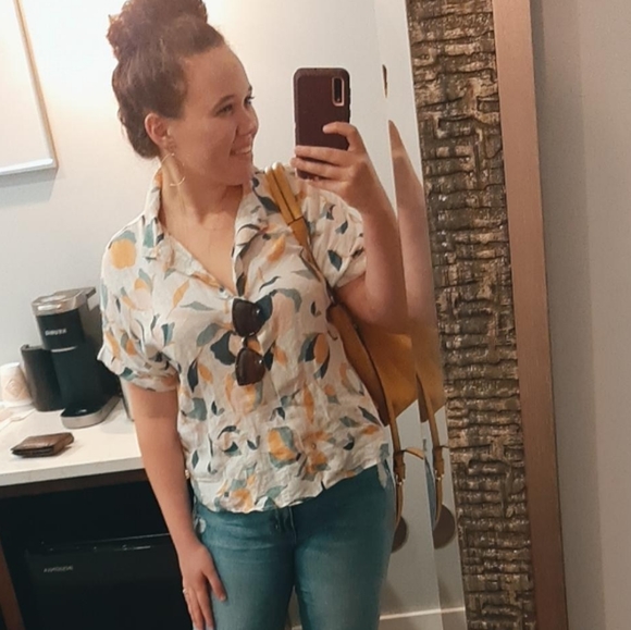 Meet your Posher, Emily - Picture 2 of 2